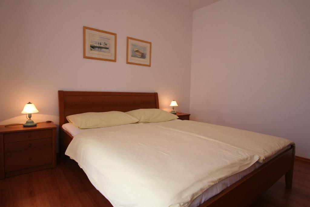 Apartments Bogovic Malinska Habitación foto